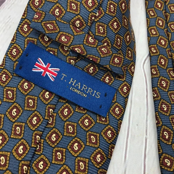 T. Harris London silk Tie designer preppy office business professional attire - Picture 4 of 6